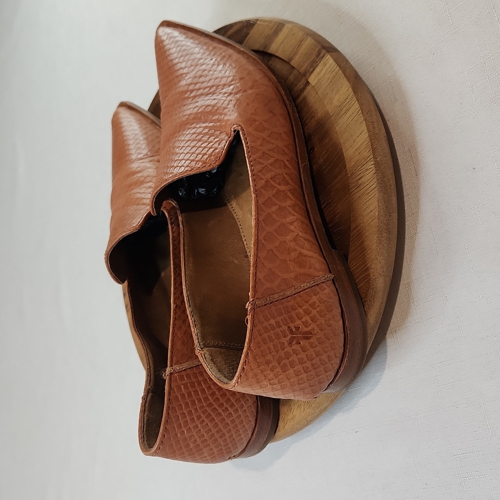 Frye Kenzie Venetian Brownish Orange Flats Size 6.5 - Picture 3 of 7